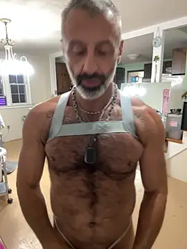 DaddySnowXX online show from September 2025 04:35:01 AM