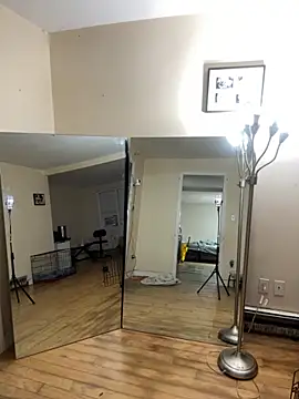 Snapshot of DaddySnowXX chatting on September 2025 05:23:01 AM DaddySnowXX online show from September 2025 05:23:01 AM