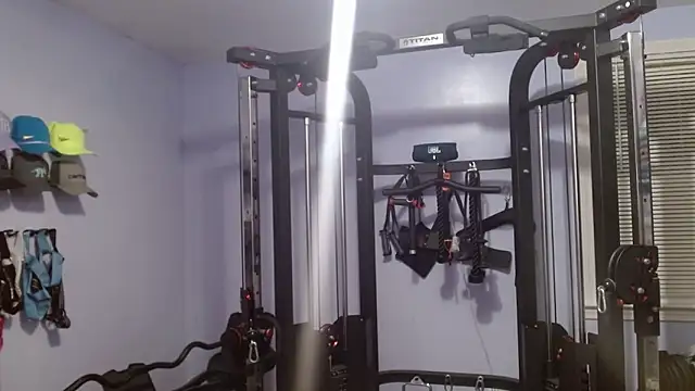 Snapshot of DaddySnowXX chatting on November 2025 04:03:02 AM DaddySnowXX online show from November 2025 04:03:02 AM