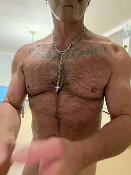 Snapshot of DaddySnowXX chatting on May 2026 02:53:02 AM DaddySnowXX online show from May 2026 02:53:02 AM