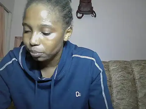 SweetWhisper online show from December 2025 10:17:02 PM