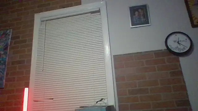 Snapshot of trash4cash chatting on December 2024 11:40:01 PM trash4cash online show from December 2024 11:40:01 PM