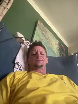 Snapshot of trash4cash chatting on March 2025 04:56:02 PM trash4cash online show from March 2025 04:56:02 PM