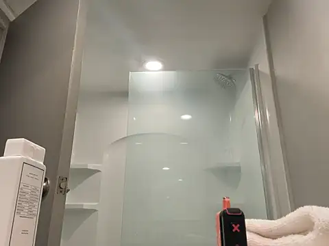 trash4cash online show from December 2025 04:52:02 AM