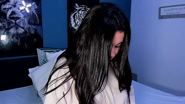 Snapshot of Liana_Bernocchi chatting on February 2025 02:08:01 AM Liana Bernocchi online show from February 2025 02:08:01 AM