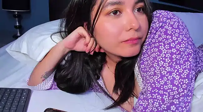 Snapshot of Liana_Bernocchi chatting on February 2025 01:50:02 AM Liana Bernocchi online show from February 2025 01:50:02 AM