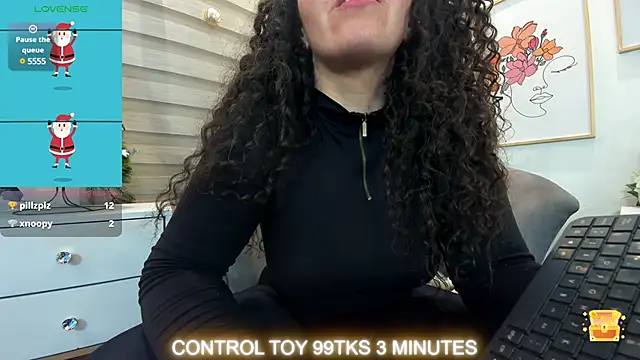 Snapshot of Valeria__soler chatting on December 2024 06:56:02 PM Valeria soler online show from December 2024 06:56:02 PM