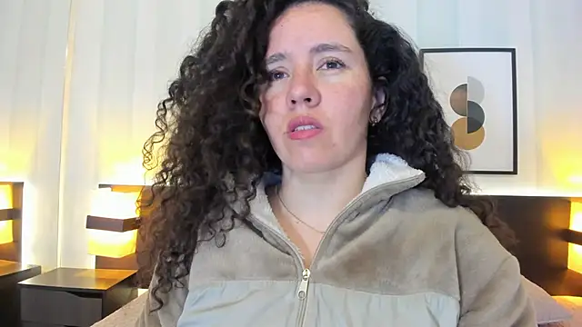 Snapshot of Valeria__soler chatting on January 2025 12:12:02 PM Valeria soler online show from January 2025 12:12:02 PM