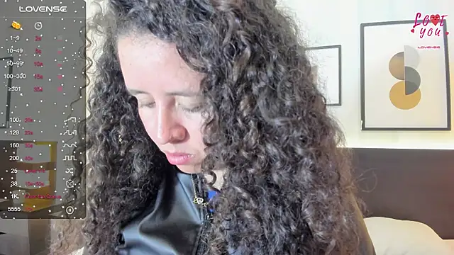 Snapshot of Valeria__soler chatting on February 2025 01:25:01 PM Valeria soler online show from February 2025 01:25:01 PM