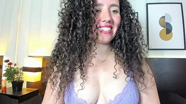 Snapshot of Valeria__soler chatting on February 2025 04:02:01 PM Valeria soler online show from February 2025 04:02:01 PM