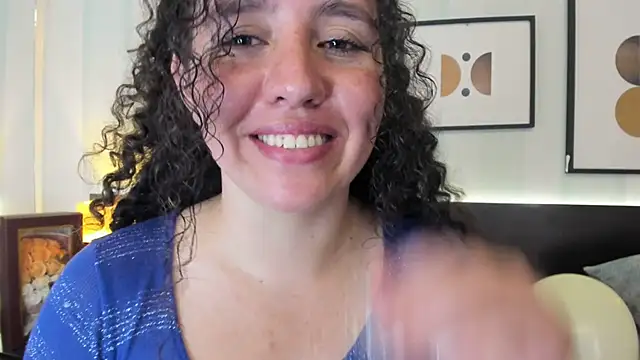Snapshot of Valeria__soler chatting on March 2025 07:15:02 PM Valeria soler online show from March 2025 07:15:02 PM