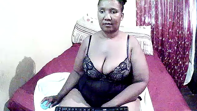Snapshot of Pinkpussyxx chatting on January 2025 06:31:02 AM Pinkpussyxx online show from January 2025 06:31:02 AM