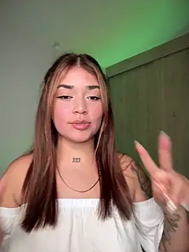 Snapshot of JoselinFlower_ chatting on December 2024 04:22:01 AM JoselinFlower online show from December 2024 04:22:01 AM