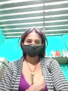 Snapshot of Baby__Shreya chatting on February 2025 10:42:01 PM Baby Shreya online show from February 2025 10:42:01 PM