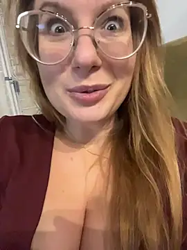 Vanilladreams online show from December 2025 11:53:01 PM