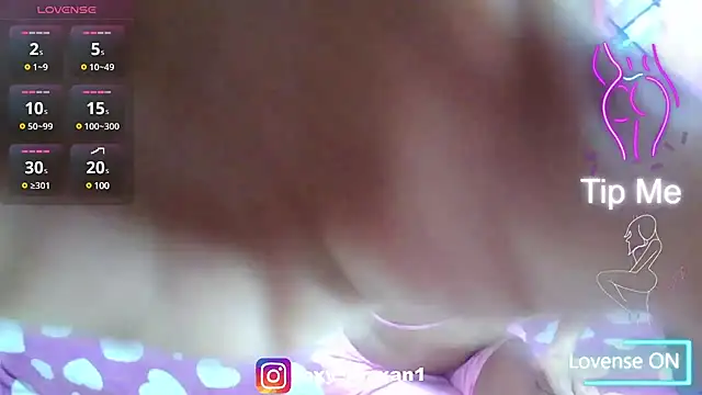 roxy roxxan online show from March 2025 11:49:02 PM