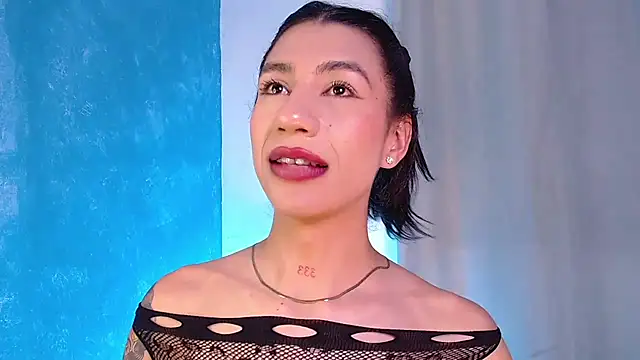 sofiaa grey  online show from January 2025 04:01:02 PM