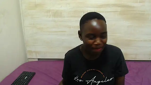 Snapshot of KINKYBLACKDOLL chatting on December 2024 07:32:02 PM KINKYBLACKDOLL online show from December 2024 07:32:02 PM