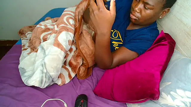 KINKYBLACKDOLL online show from October 2025 11:16:02 PM