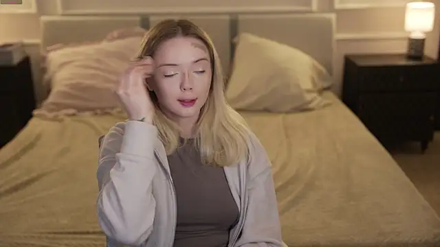 Cassy-Celestial  online show from September 2025 04:55:02 AM