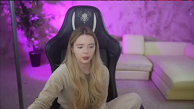 Cassy-Celestial  online show from November 2025 06:02:02 AM