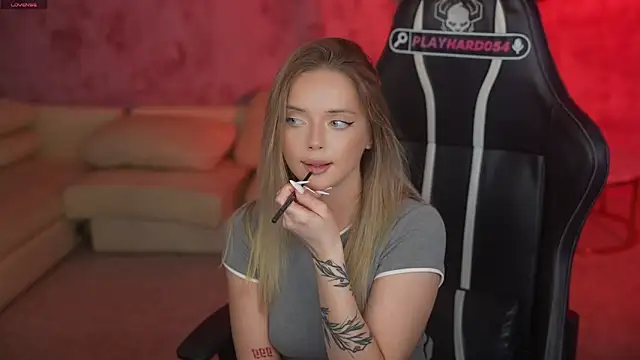 Snapshot of Cassy-Celestial_ chatting on May 2026 08:21:02 AM Cassy-Celestial online show from May 2026 08:21:02 AM
