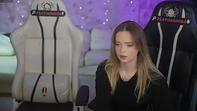 Cassy-Celestial  online show from August 2026 07:32:01 AM