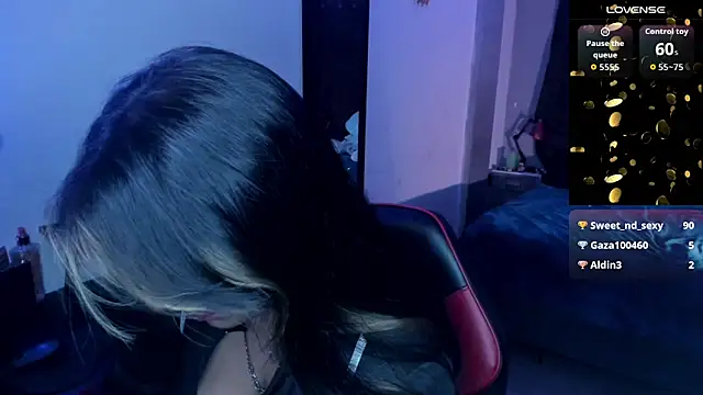 Snapshot of MIABOOBS__ chatting on September 2025 05:08:02 AM MIABOOBS online show from September 2025 05:08:02 AM