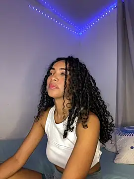 nicoleebony1 online show from March 2025 06:29:01 PM