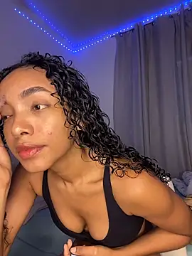 nicoleebony1 online show from October 2025 07:03:02 PM