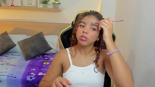 aurora rodriguez online show from January 2025 12:19:02 PM