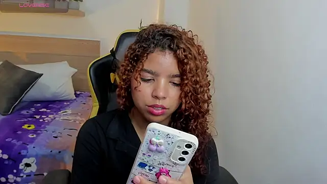 aurora rodriguez online show from February 2025 03:18:01 PM