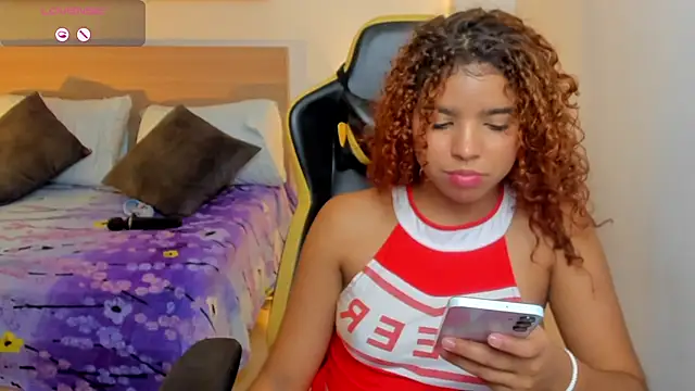 aurora rodriguez online show from February 2025 03:16:01 PM