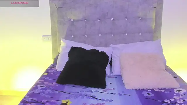 aurora rodriguez online show from March 2025 11:36:02 AM