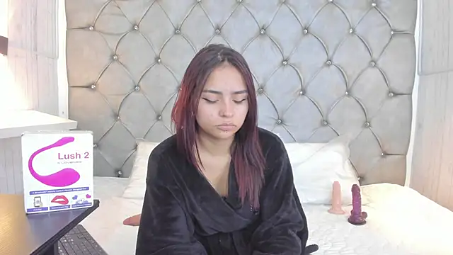 leigh-angels online show from December 2024 10:55:02 PM