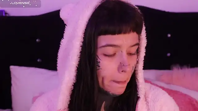 SylveonFox online show from February 2025 09:10:01 PM