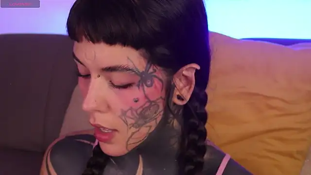 SylveonFox online show from September 2025 11:20:01 PM