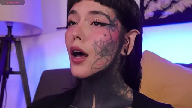 SylveonFox online show from October 2025 01:15:01 AM