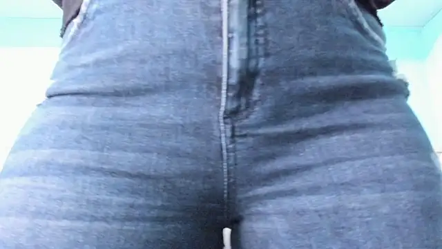 emily hunter12 online show from March 2025 11:39:02 AM