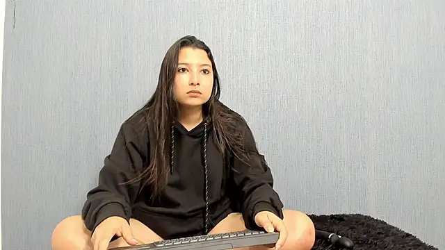 cami-01 online show from March 2025 07:49:01 PM