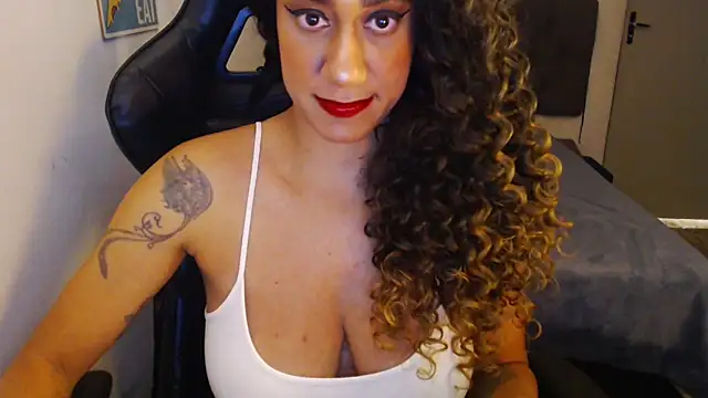 Snapshot of gauchinhaG chatting on May 2026 05:52:01 PM gauchinhaG online show from May 2026 05:52:01 PM