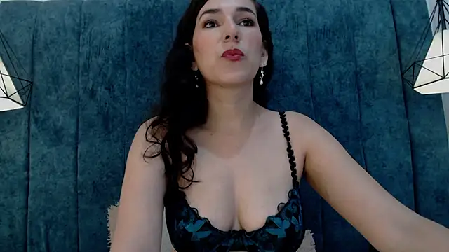 Snapshot of selem_hadid chatting on February 2025 04:44:01 PM selem hadid online show from February 2025 04:44:01 PM