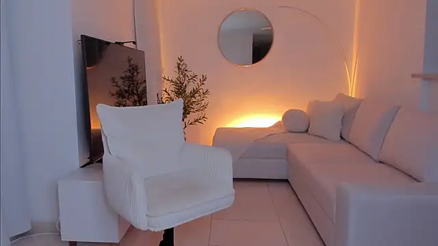 Emmavr online show from November 2025 02:35:01 AM