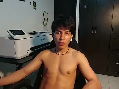 DIEGOERAZOX online show from April 2026 07:47:01 AM