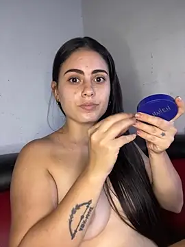 Azuna25 online show from October 2025 05:57:02 PM