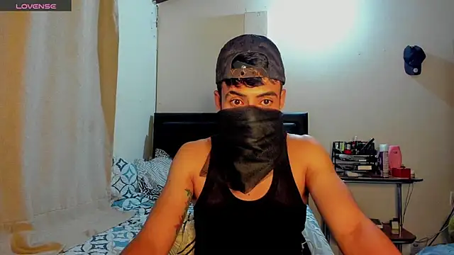 tom thick online show from December 2024 03:17:02 AM