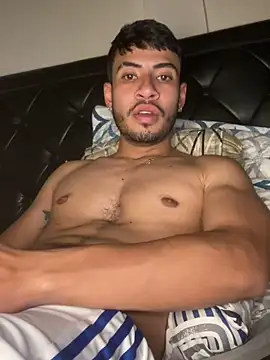 tom thick online show from December 2024 07:15:02 AM