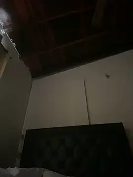 tom thick online show from January 2025 09:20:01 PM