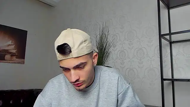 Snapshot of BrandonTate chatting on January 2025 03:02:01 PM BrandonTate online show from January 2025 03:02:01 PM