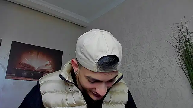 Snapshot of BrandonTate chatting on March 2025 12:12:01 PM BrandonTate online show from March 2025 12:12:01 PM